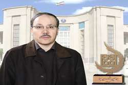 کسب جایزه آموزشگر برتر دانشگاه توسط دکتر رضا نگارنده در هفدهمین جشنواره ابن سینا